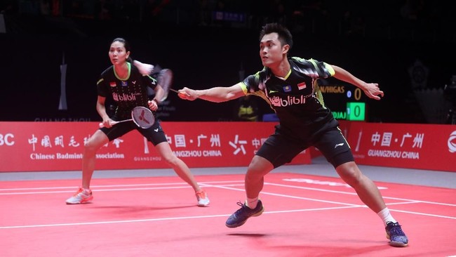 Tim bulutangkis Indonesia tertinggal 1-3 dari Denmark setelah Fitriani kalah di pertandingan keempat lanjutan Grup 1B Piala Sudirman, Rabu (22/5).