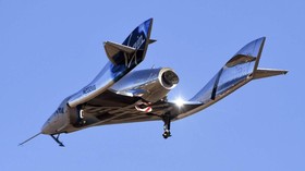 Virgin Galactic Uji Coba Pesawat Antariksa untuk Bawa Turis