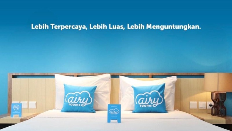 Pesatnya pertumbuhan internet tanpa disadari telah mengubah pola hidup masyarakat sehari-hari, tak terkecuali di dunia pariwisata.