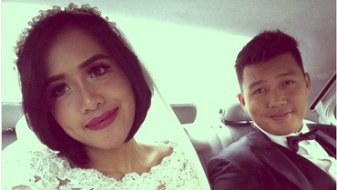 Kebahagiaan Dirly Idol Dikaruniai Anak Laki-laki