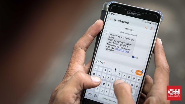 Polisi Diminta Usut Penyuruh Debt Collector Pinjaman Daring<script async src=