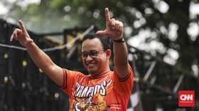 Anies Wacanakan PNS DKI Jakarta Bekerja Pakai Baju Persija
