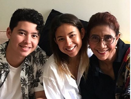 Sosok Susi Pudjiastuti di Mata Cucu: Kebanggaan & Jago Masak