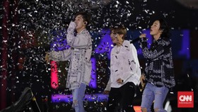 Kala Donghae-Eunhyuk 'SUJU' Kenalkan Diri sebagai Dimas-Eko