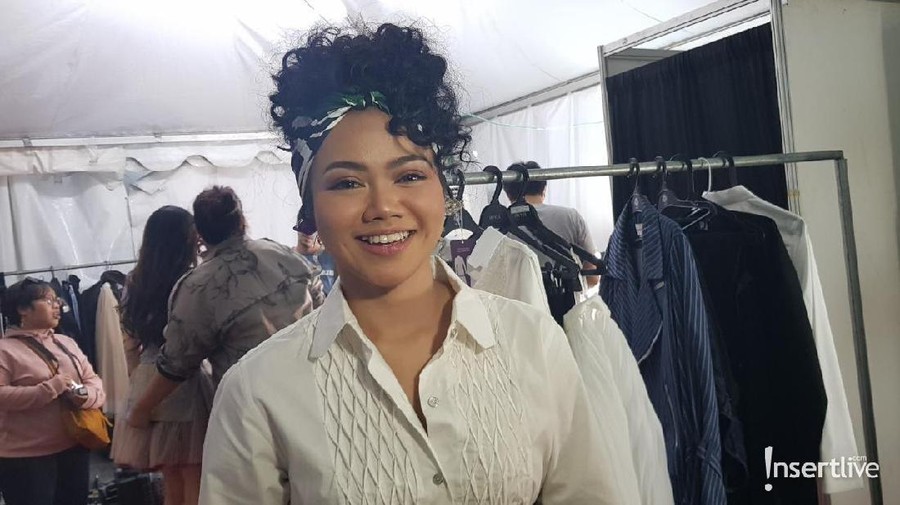 Intip yuk gaya Yura Yunita saat memeriahkan acara HUT Transmedia ke-17.