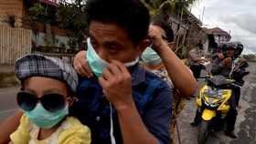 Erupsi Gunung Soputan, BNPB Sebut Warga Belum Perlu Mengungsi
