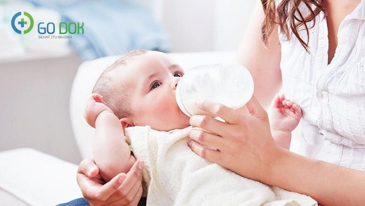 Bunda hendak menyapih si kecil? Tips berikut ini wajib banget disimak, Bun.