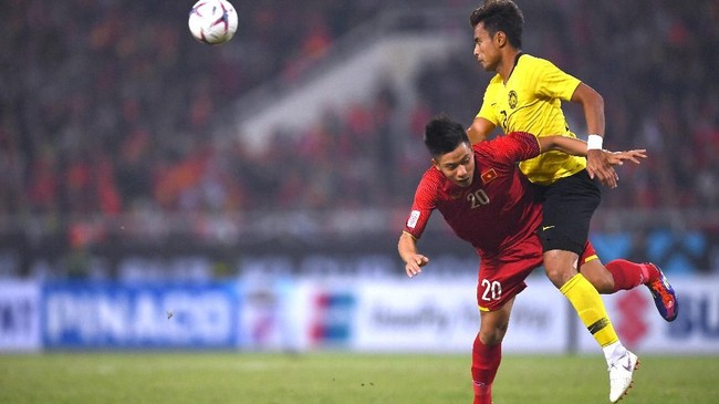 Bek Malaysia Muhammad Syahmi membongkar taktik lawas timnas Vietnam yang dianggap monoton jelang duel kedua tim di Grup B Piala AFF 2021.