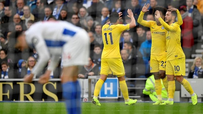 Chelsea kalahkan Brighton & Hove Albion, Arsenal kalah dari Southampton pada laga pekan ke-17 Liga Inggris 2018/2019.