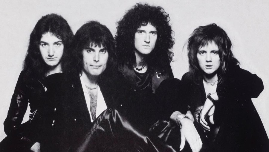 Bohemian Rhapsody sukses menjadi lagu yang paling banyak didengarkan lewat streaming. Lagu ini telah didengarkan lebih dari 1,6 miliar kali.