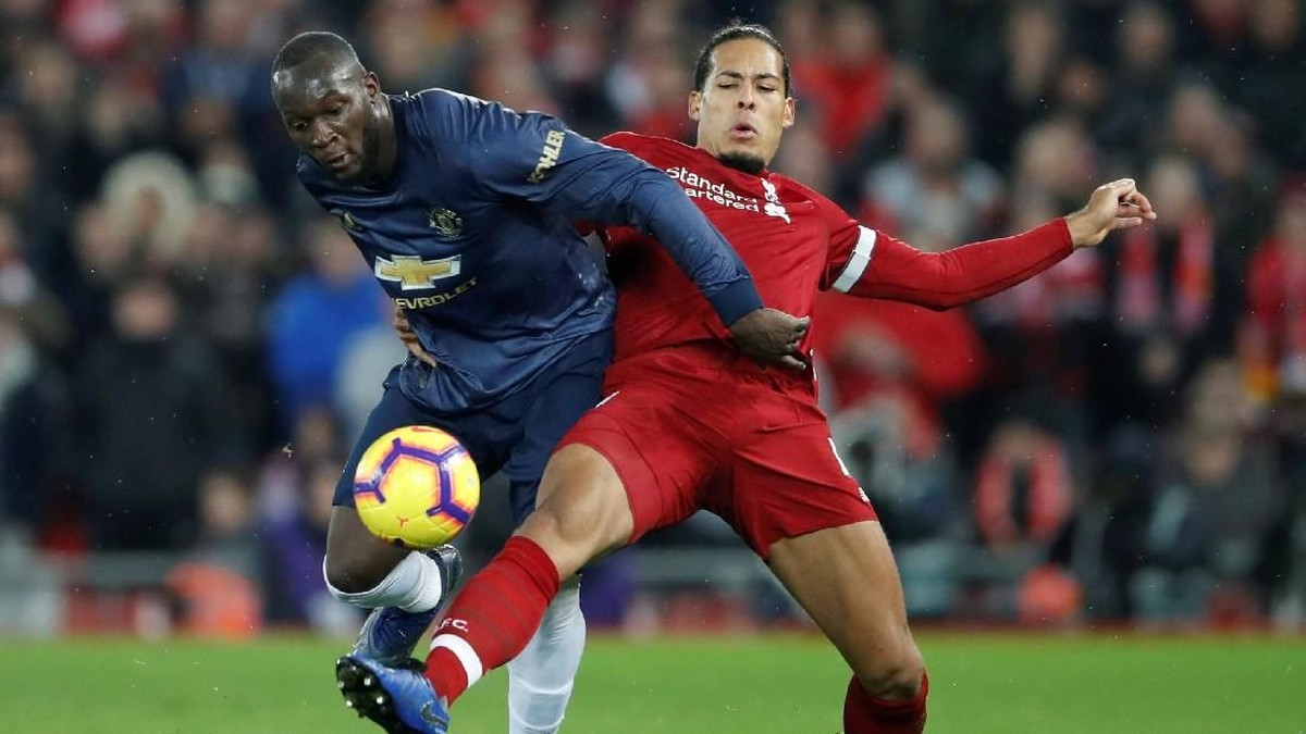 FOTO: Liverpool Hajar Manchester United di Anfield