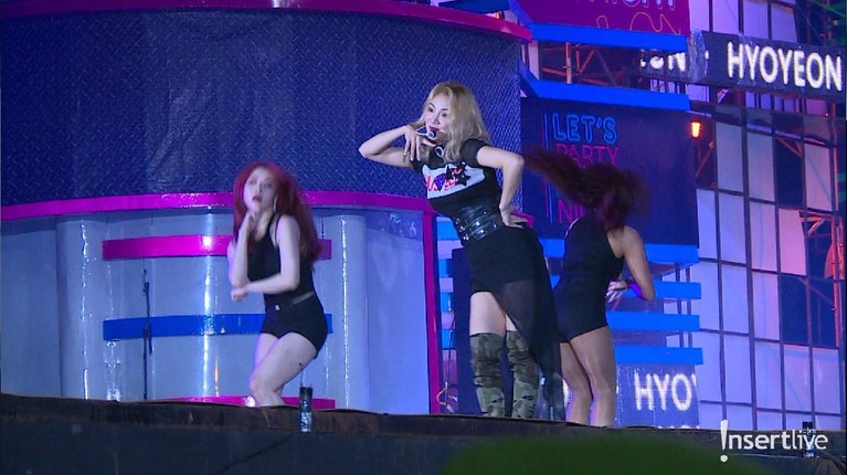Tampil Serba Hitam, Intip Gaya Hyoyeon di HUT Transmedia Hyoyeon berhasil memuaskan pecintanya dengan membawakan tiga lagu di perayaan ulang tahun ke-17 Transmedia.