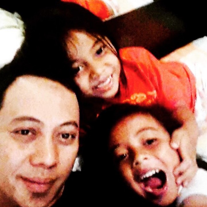<p>Pelantun lagu Tombo Ati ini memang sangat dekat dengan anak-anaknya. (Foto: Instagram @opick_tomboati)    </p>