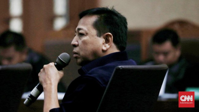Terpidana kasus korupsi e-KTP Setya Novanto dipindahkan ke Lapas Gunung Sindur pada Jumat (14/6) malam.