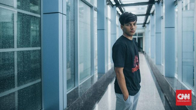 Jefri Nichol curhat ketika dulu mesti menjadi "anak baik" dan kini mendapat komentar negatif saat menjadi diri sendiri.