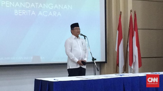 Menkominfo Rudiantara melantik tujuh anggota Komite Regulasi Telekomunikasi BRTI yang akan fokus pada layanan telekomunikasi dan internet.