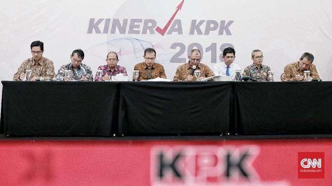 Bila pimpinan KPK sebagai salah satu panelis dalam debat pilpres, dikhawatirkan bakal terjadi bias-bias asumsi politik terhadap lembaga antirasuah tersebut.