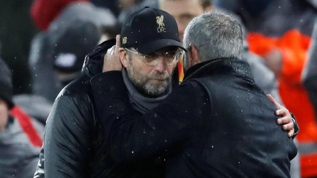 Karier Jose Mourinho di Manchester United tamat setelah pihak klub memecatnya dari posisi manajer, namun Juergen Klopp tetap respek terhadap The Special One.