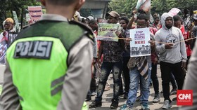 Diadang di Mabes TNI AD, Aktivis Papua Berorasi di Komnas HAM