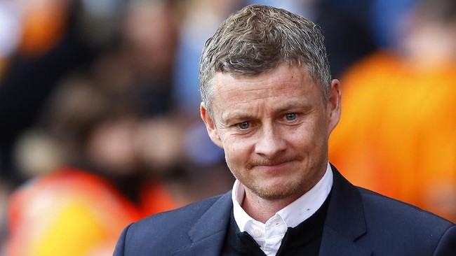 Manajer sementara Manchester United Ole Gunnar Solskjaer mengaku bisa menjadi pelatih yang galak seperti manajer legendaris The Red Devils Sir Alex Ferguson.