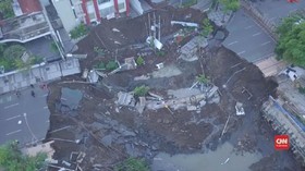 VIDEO: Jalan Gubeng Amblas 10 Meter