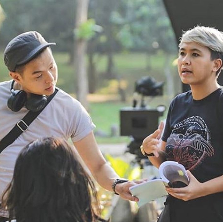 <p>Dimana ada Ernest di situ ada Meira. Nggak salah ya, kalau mereka disebut sebagai pasangan yang kompak abis. Dokumentasi:  @bobprass (Foto: Instagram @ ernestprakasa)</p>