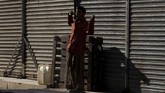 FOTO : Ekonomi Pakistan Anjlok Pertumbuhan ekonomi Pakistan diperkirakan mencapai titik terendah sembilan tahun, merosot ke hampir 2,9 persen.