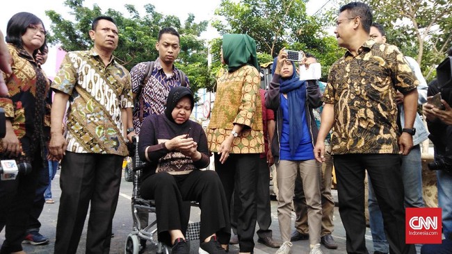 Doa warganet untuk kesembuhan Wali Kota Surabaya Risma ramai bergema di media sosial dengan tagar #GWSBuRisma