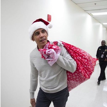 Barack Obama Bagikan Daftar Lagu Favorit yang Sering Didengar di 2020