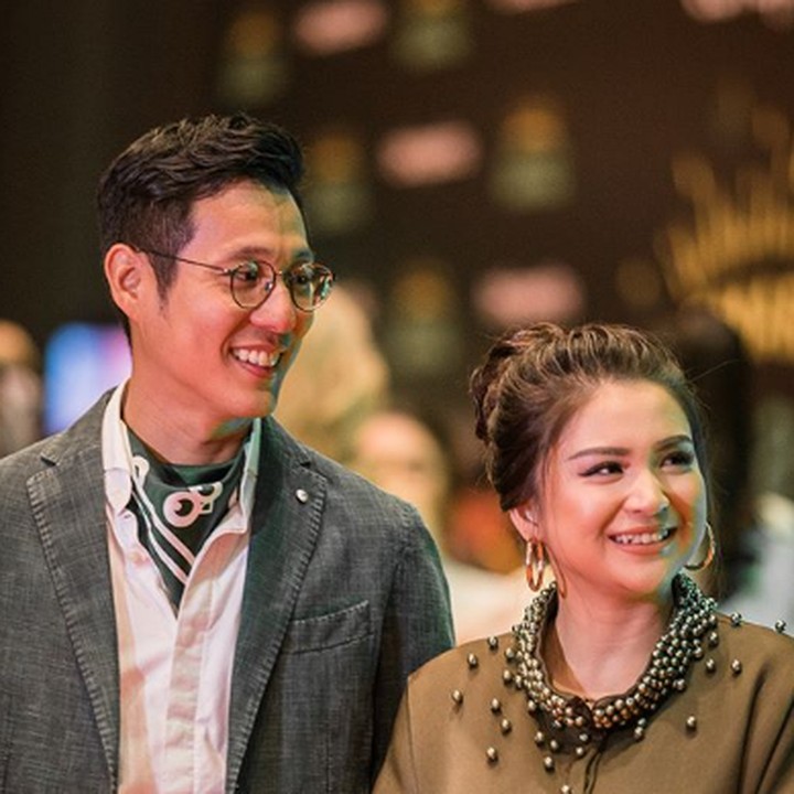 <p>Putri Titian dan Junior yang selalu tampil serasi. Sweet abis! (Foto: Instagram @putrititian)  </p>