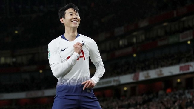 Penyerang Tottenham Hotspur Son Heung-min bertekad mengalahkan Manchester United sebelum meninggalkan The Lilywhites untuk tampil di Piala Asia 2019.
