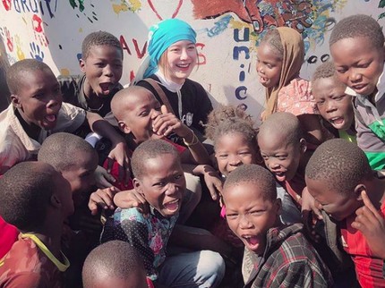 8 Potret Manis Goo Hye-sun 'Boys Over Flowers' Bareng Anak-anak