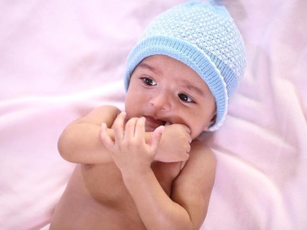 20 Nama Bayi Laki-laki Bermakna Terpelajar