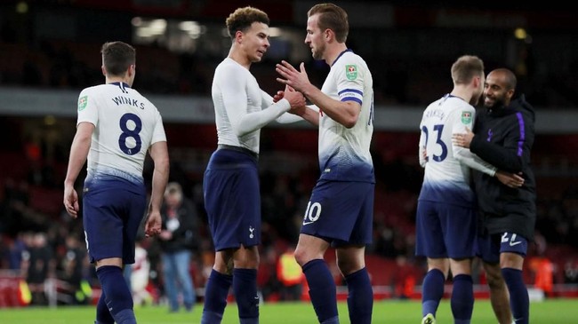 FOTO: Tottenham Hotspur Tekuk Arsenal di Piala Liga