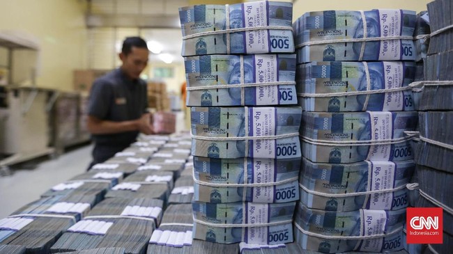Nilai tukar rupiah tercatat menguat 0,3 persen atau 41,5 poin menjadi Rp13.920 per dolar Amerika Serikat (AS) pada perdagangan pasar spot Rabu (6/2) sore.