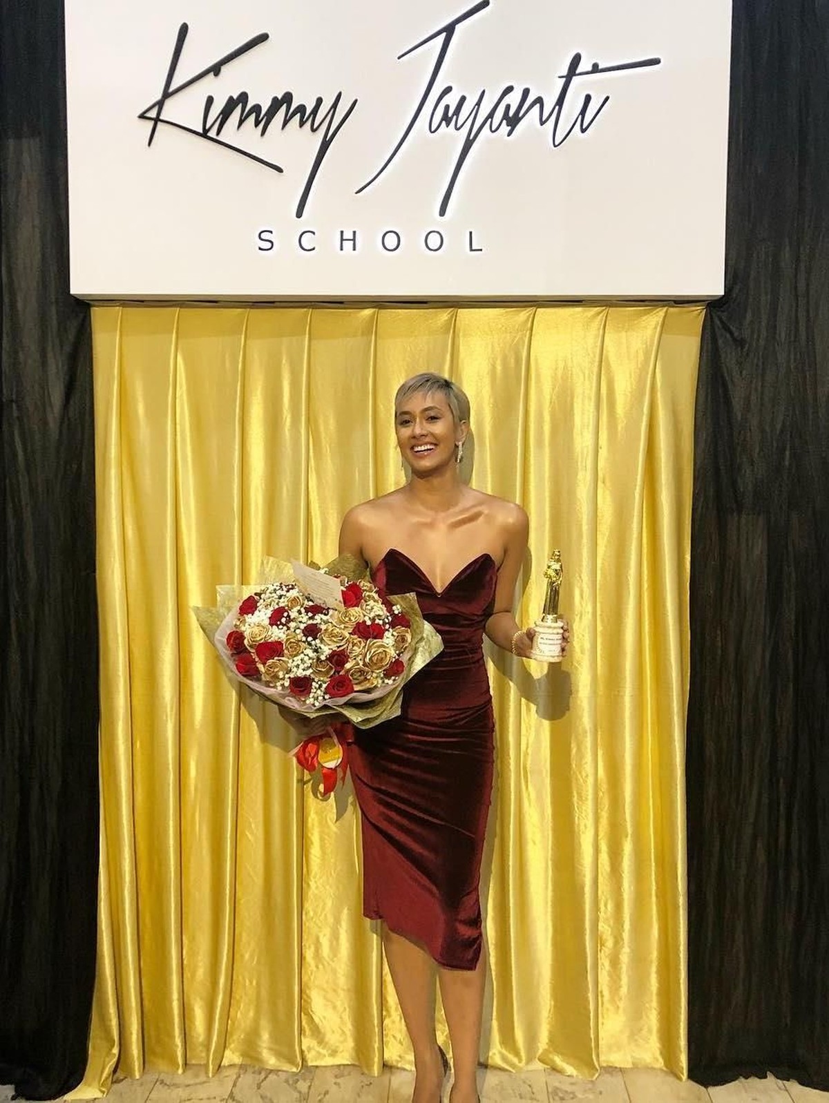 Dikenal sebagai salah satu model ternama&comma; Kimmy Jayanti&comma; selalu tampil modis di berbagai kesempatannya&period; Insetizen intip yuk gaya modisnya&excl;