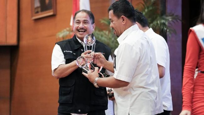 Menteri Pariwisata Arief Yahya memaparkan strategi yang akan digunakan untuk memenangkan persaingan tahun depan.