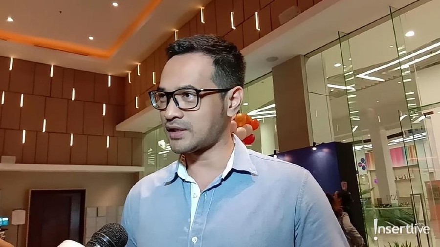 Film Mary Poppins Returns sukses menyentuh hati Oka Antara sebagai seorang ayah. Kenapa?