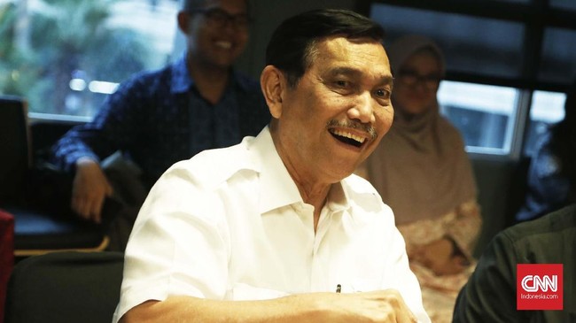 Juru Bicara Menko Marves, Jodi Mahardi menilai Luhut tak sama seperti Haman. Menurutnya, Cak Nun sudah ditindak jika Luhut benar-benar menyerupai Haman.