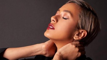 Kimmy Jayanti Pamer Foto Pasca Lahiran, Netizen: Hot Mama!