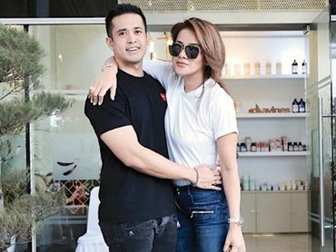 Terpopuler: Aufar Foto Bareng Pacar Muda Olla Ramlan vs Bisnis Insanul Fahmi