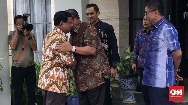 SBY: Tolong Kami Jangan Diganggu SBY menegaskan, kampanye yang berjalan damai dan demokratis menjadikan rakyat akan ikhlas menerima apapun hasil Pilpres 2019