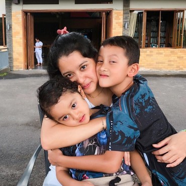 Marcella Zalianty Dasteran saat Gunting Kuku Anak, Amara: Dasternya Juara