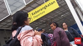 H-8 Idulfitri 2019, Pemudik Mulai Padati Stasiun Senen