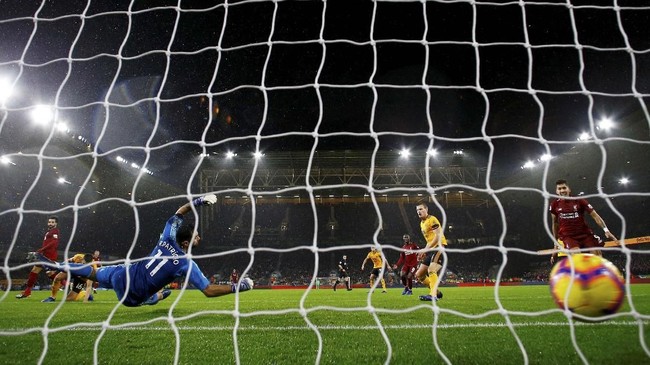 FOTO: Liverpool Rayakan Natal di Puncak Liga Primer Inggris