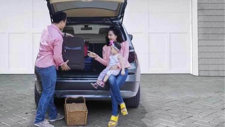 Bunda sudah menyiapkan kebutuhan liburan akhir tahun bareng si kecil? Jangan lupakan barang wajib ini ya, Bun.