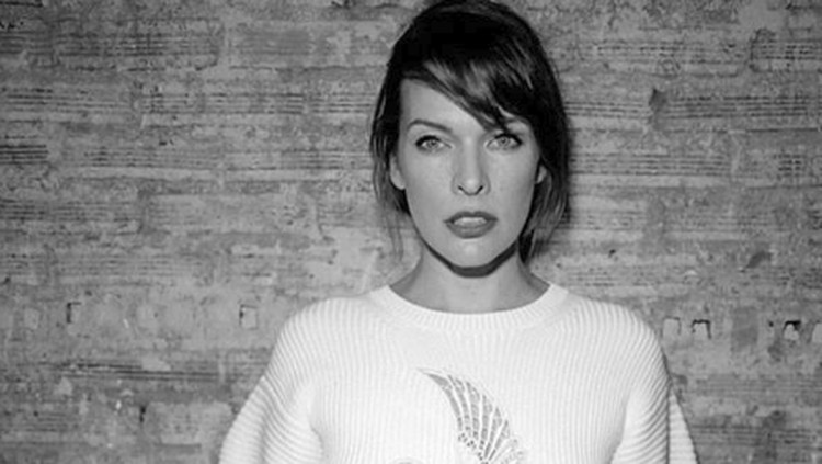 Tiada hal selain bersyukur yang dapat dilakukan Milla Jovovich, pemain film 'Resident Evil' di ultahnya yang ke-43.