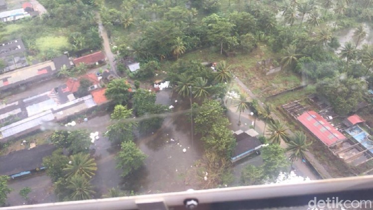 4 Langkah Penjelasan Tsunami yang Bisa Dipelajari Keluarga Indonesia cukup sering dilanda tsunami. Pelajari penyebab dan tandanya yuk, Bun.
