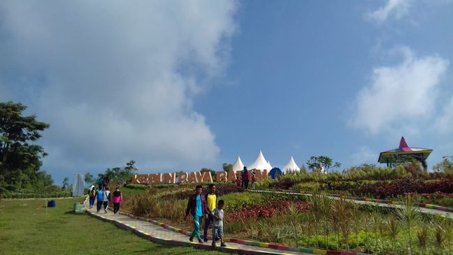 Biaya Masuk Kebun Raya Batam - Dua Tahun Pembangunan Kebun ...