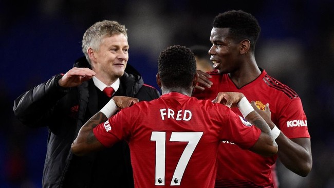 Manajer Manchester United Ole Gunnar Solskjaer mengisyaratkan melakukan rotasi pemain ketika The Red Devils berjumpa Huddersfield Town pada tengah pekan ini.